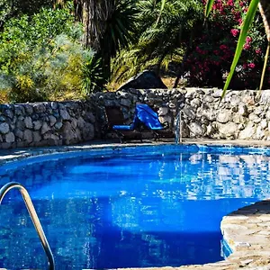 Resort Algarrobales